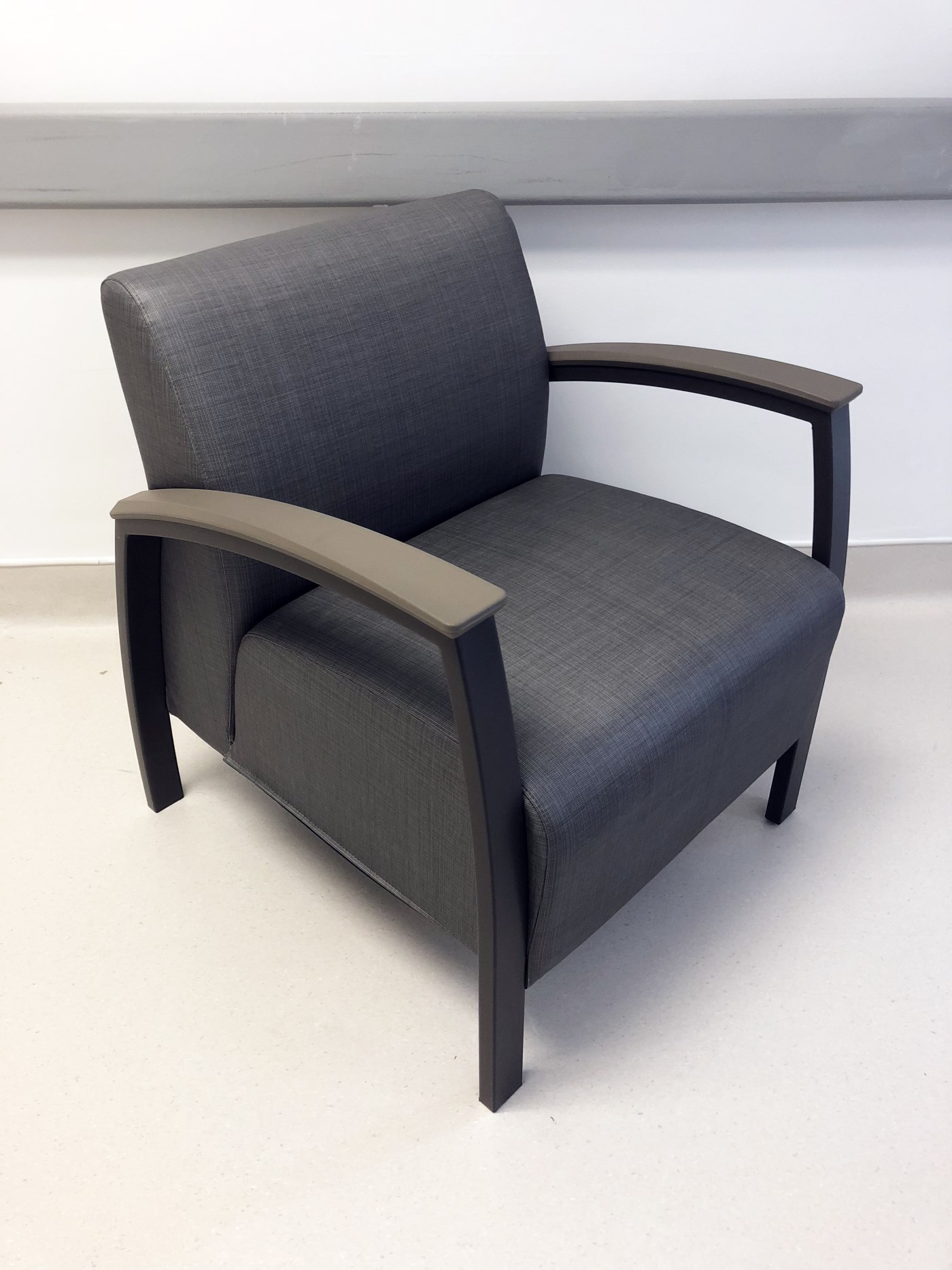 #190 Waiting Room Chair - Lakeshore Medical Props